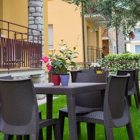 Ortaglia B3 Apartment Torri Del Benaco Exterior photo